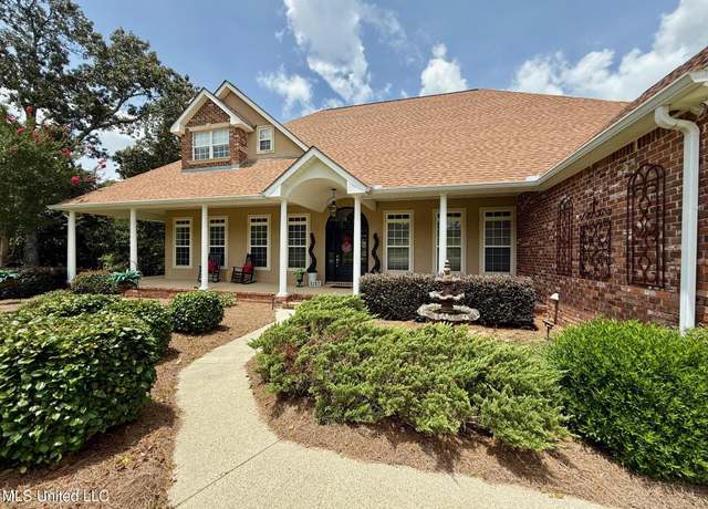 Property at 8289 Ridgewood Dr, Kiln, MS 39556, 4 beds, 2.5 baths