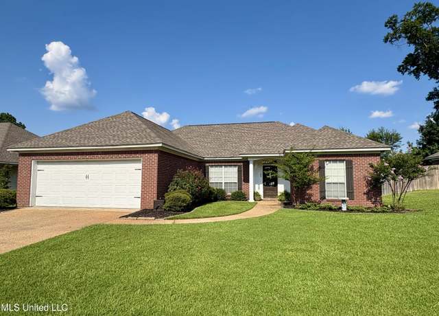 Property at 189 Oak Grove Dr, Brandon, MS 39047, 3 beds, 2 baths