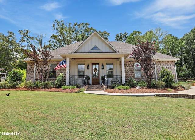 Property at 435 Cheyenne Ln, Madison, MS 39110, 4 beds, 3 baths