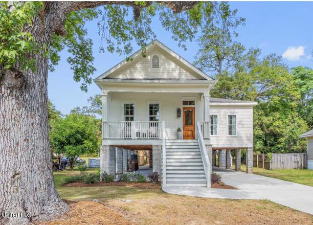 Property at 434 Beverly Dr, Biloxi, MS 39530, 3 beds, 2 baths