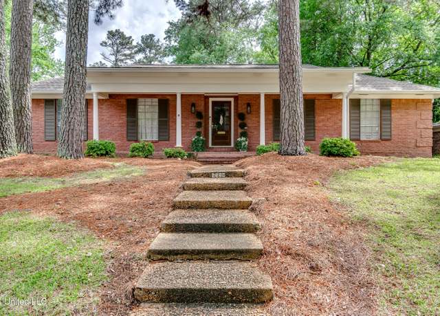 Property at 5329 Reddoch Dr, Jackson, MS 39211, 4 beds, 2 baths