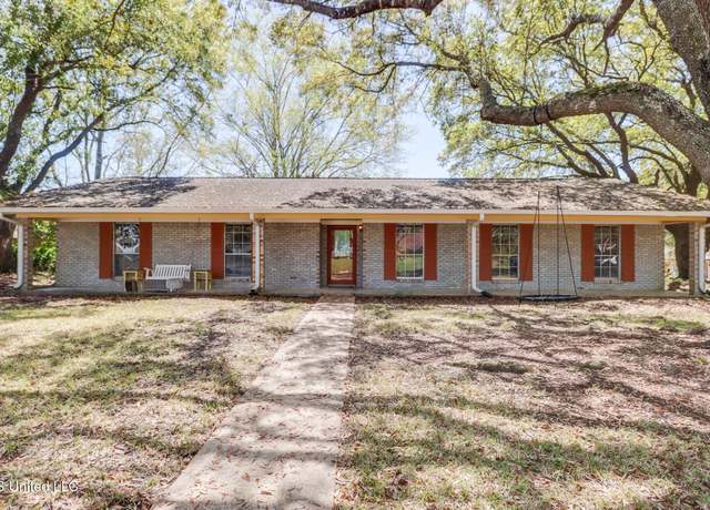 Property at 12413 Hanover Dr, Ocean Springs, MS 39564, 3 beds, 2 baths