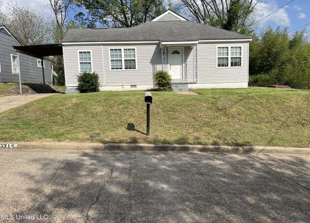 Property at 3715 Parkview St, Vicksburg, MS 39180, 3 beds, 2 baths