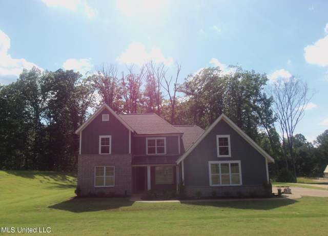 Property at 2835 S Cypress Lake Dr, Olive Branch, MS 38654, 4 beds, 3 baths