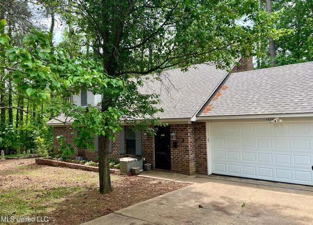 Property at 5420 Openwood Ln, Hernando, MS 38632, 2 beds, 2 baths