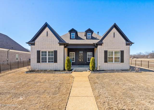 Property at 3054 Meadows Way, Hernando, MS 38632, 4 beds, 2 baths