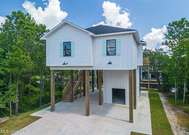 Property at 4180 20th Ave, Bay Saint Louis, MS 39520, 3 beds, 3 baths