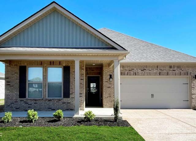 Property at 8304 Gum Pond Dr, Olive Branch, MS 38654, 4 beds, 2 baths