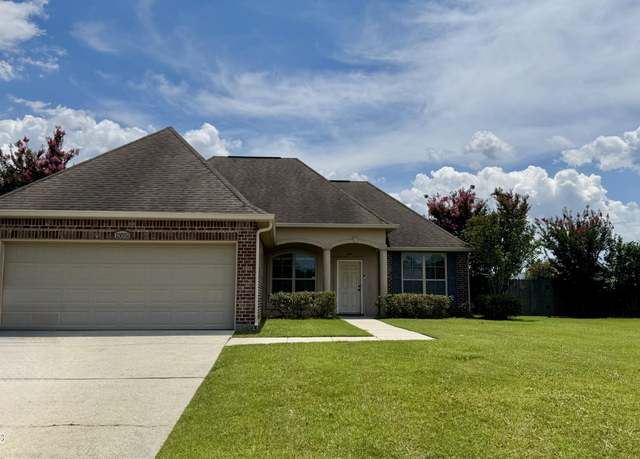 Property at 13551 Brayton Blvd, Gulfport, MS 39503, 4 beds, 2 baths