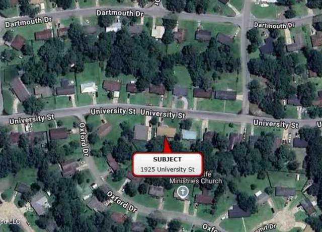 Property at 1925 University St, Gautier, MS 39553, 3 beds, 2 baths