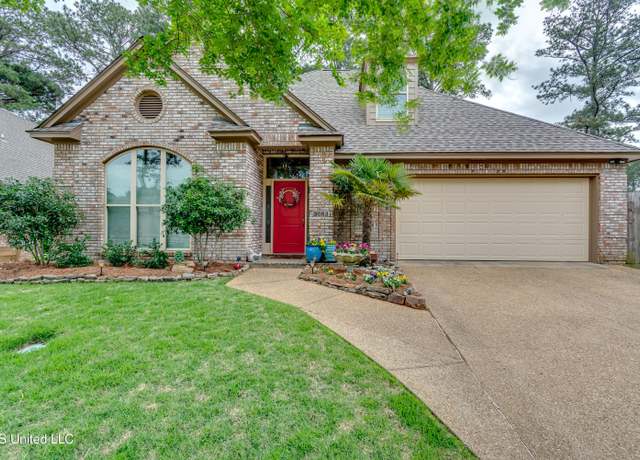 Property at 3083 E Fairway Dr, Brandon, MS 39047, 3 beds, 2.5 baths