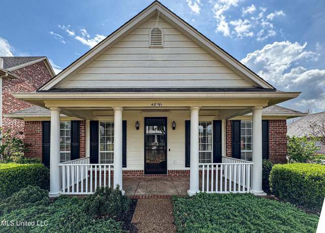 Property at 4891 Stone Cross Dr, Olive Branch, MS 38654, 3 beds, 2 baths