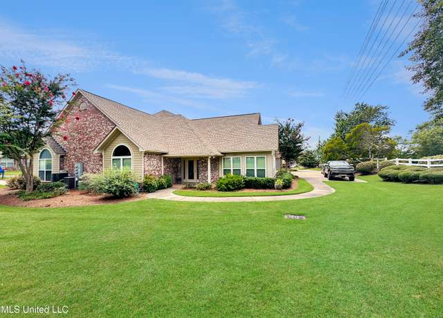 Property at 1740 Independence Blvd, Flowood, MS 39232, 2 beds, 2 baths