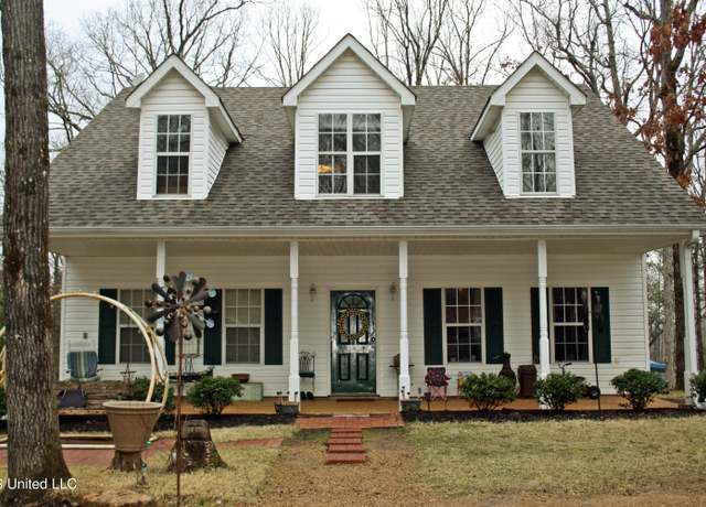 Property at 172 Tanner Dr, Blue Mountain, MS 38610, 3 beds, 2 baths