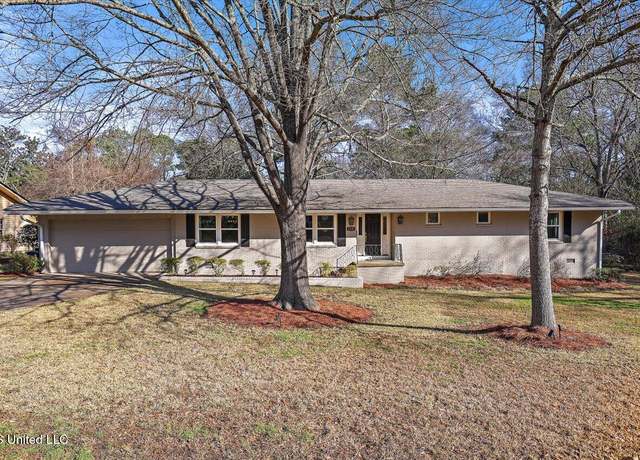 Property at 1526 Belle Glade St, Jackson, MS 39211, 4 beds, 2 baths