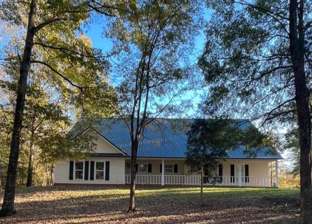 Property at 208 Crescent H Dr, Terry, MS 39170, 3 beds, 3 baths