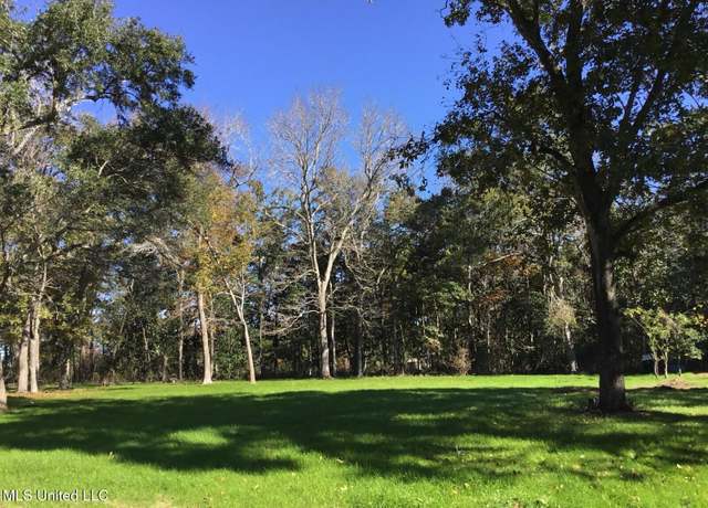 Property at 1308-A Juanita St, Ocean Springs, MS 39564