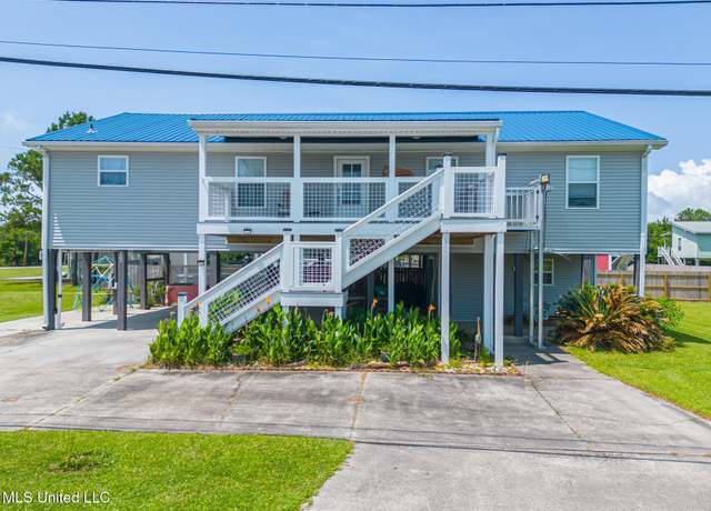 Property at 205 Pine Ridge Dr, Waveland, MS 39576, 3 beds, 2 baths