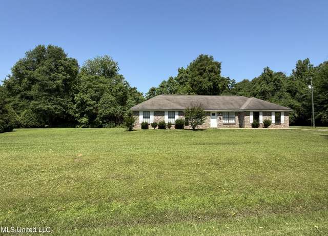 Property at 573 Renshaw Rd, Yazoo City, MS 39194, 4 beds, 2 baths