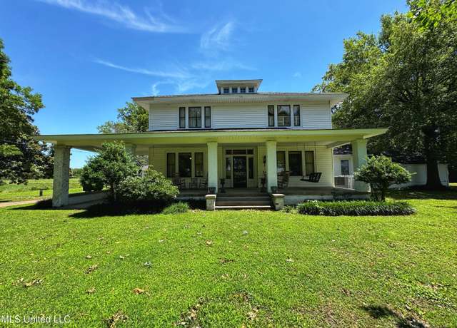 Property at 5010 Old Highway 49, Clarksdale, MS 38614, 5 beds, 2 baths