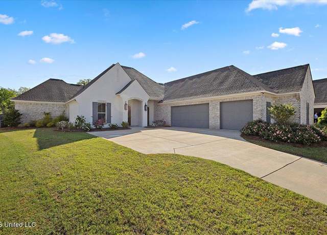 Property at 1319 Jasmine Way, Flowood, MS 39232, 4 beds, 3 baths