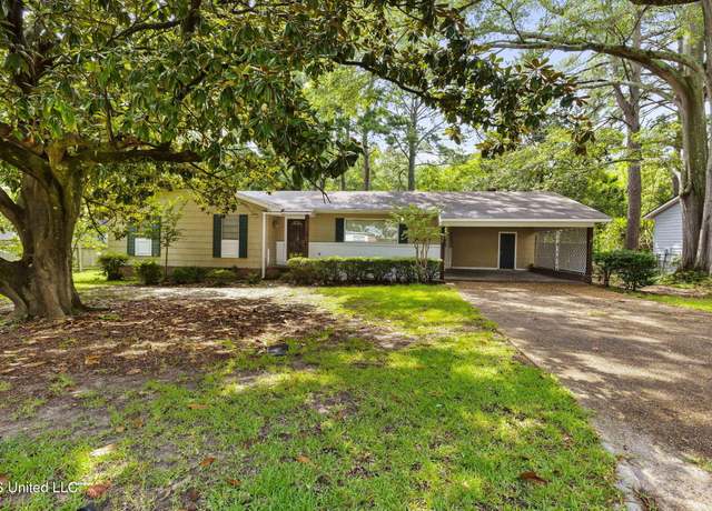 Property at 205 Pimlico Pl, Jackson, MS 39211, 3 beds, 2 baths