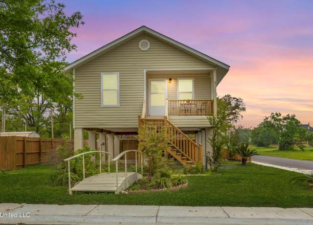 Property at 395 Bonner Dr, Biloxi, MS 39530, 3 beds, 2 baths