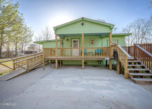 Property at 14920 Arthur Ave, Ocean Springs, MS 39565, 4 beds, 3.5 baths