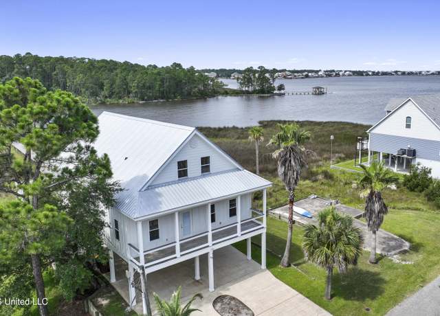Property at 158 Pinecrest Dr, Pass Christian, MS 39571, 3 beds, 3 baths