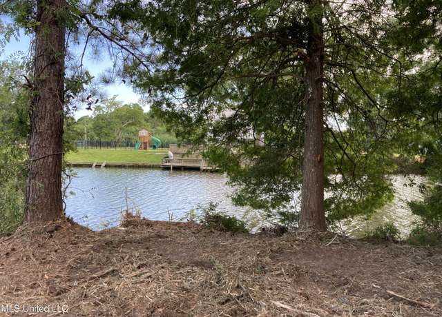 Property at 124 Mimosa St, Pass Christian, MS 39571