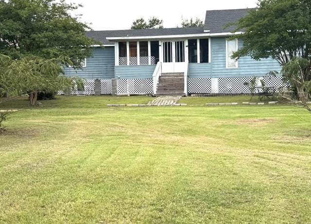 Property at 9011 William Rd, Pass Christian, MS 39571, 4 beds, 2 baths