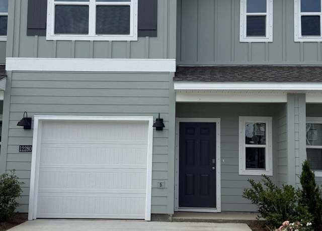 Property at 12280 Frazier Ln #34, Gulfport, MS 39503, 3 beds, 2.5 baths