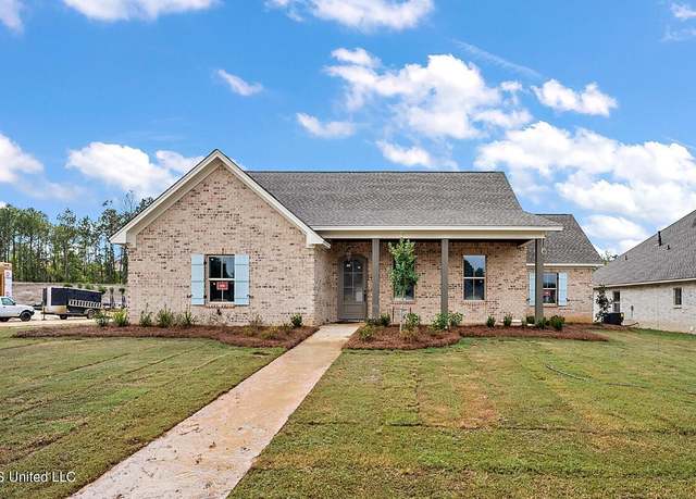 Property at 215 Bronson Bnd, Flowood, MS 39232, 3 beds, 2.5 baths