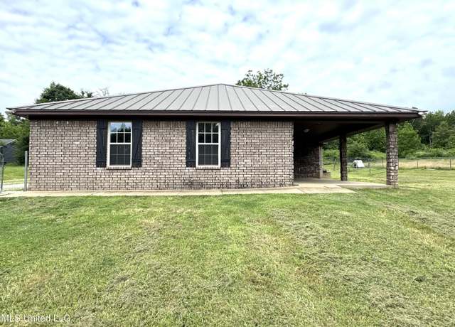 Property at 895 Bennett Cir, Byhalia, MS 38611, 2 beds, 1 bath