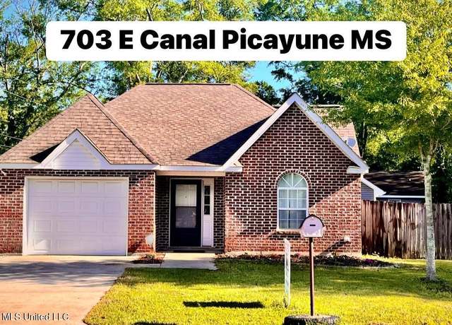 Property at 703 E Canal St, Picayune, MS 39466, 3 beds, 1 bath