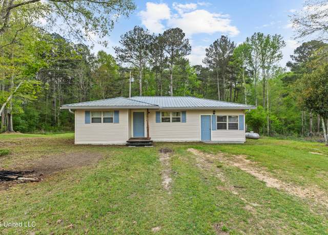 Property at 1583 Dry Creek Rd Rd, Magee, MS 39111, 2 beds, 1 bath