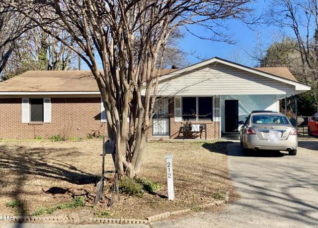 Property at 212 Fava Dr, Greenville, MS 38701, 3 beds, 2 baths