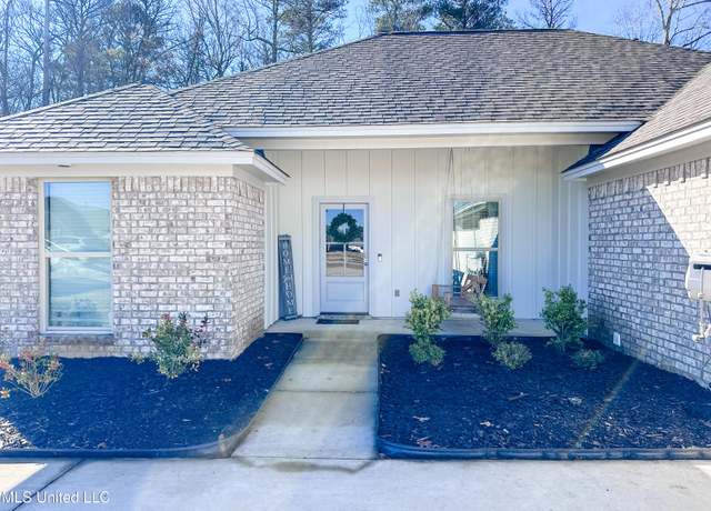 Property at 139 Allie Ln, Canton, MS 39046, 4 beds, 3 baths
