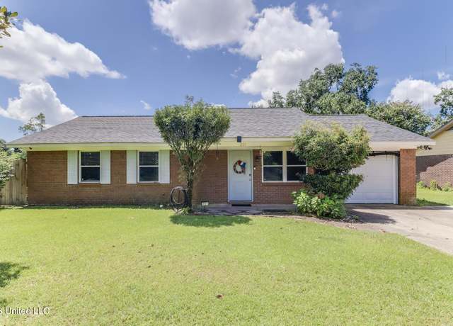 Property at 201 Mary Dr, Gulfport, MS 39503, 3 beds, 1.5 baths