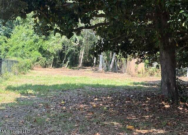 Property at Camelia Dr, Pass Christian, MS 39571