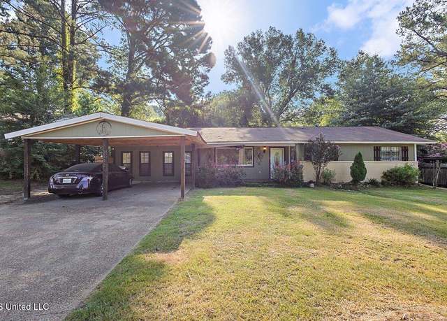 Property at 3142 Bienville Dr, Jackson, MS 39212, 4 beds, 3 baths