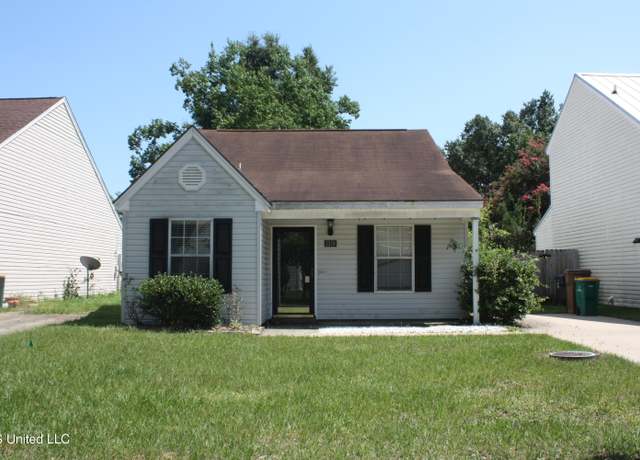 Property at 2379 Trafalgar Dr, Biloxi, MS 39531, 3 beds, 2 baths