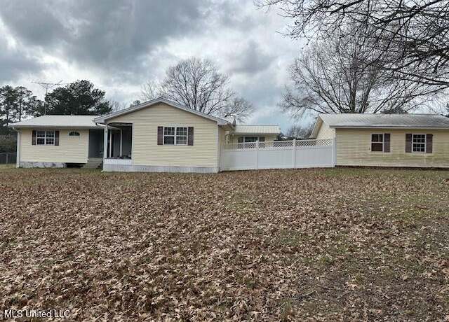 Property at 55 Mcswain Rd, Hattiesburg, MS 39401, 3 beds, 2 baths