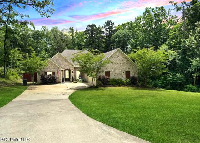Property at 103 Saint Charles Ave, Florence, MS 39073, 3 beds, 2.5 baths