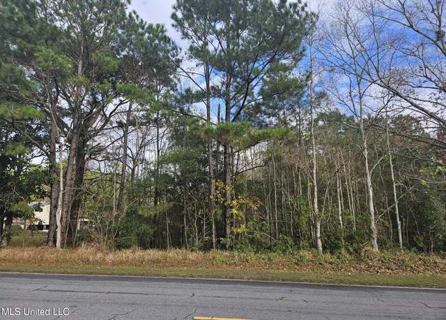 Property at 7550 Lakeshore Rd, Bay Saint Louis, MS 39520