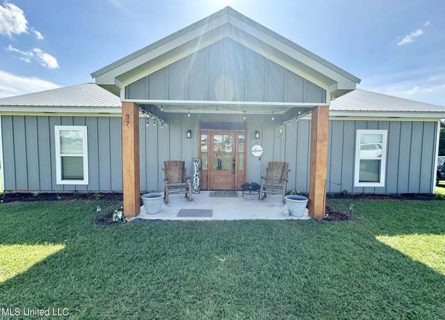 Property at 37 Theodore Dr, Poplarville, MS 39470, 2 beds, 2.5 baths