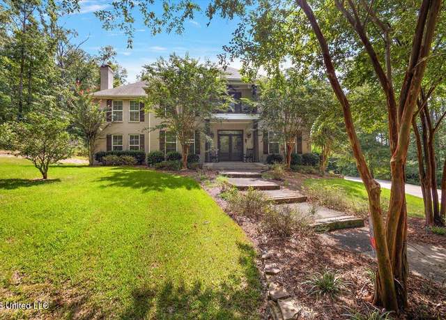 Property at 111 Thornton Pl, Brandon, MS 39042, 5 beds, 4 baths