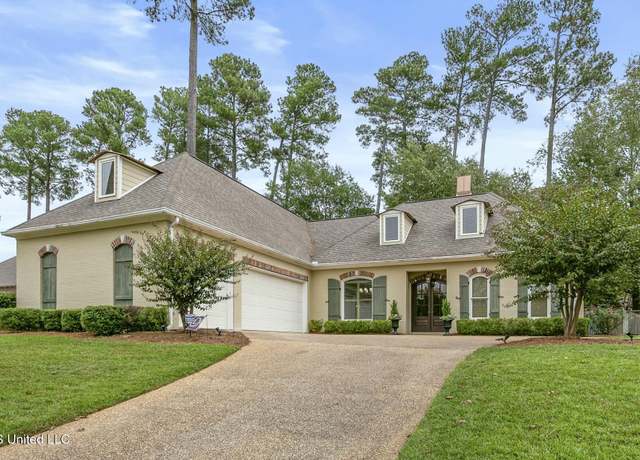 Property at 611 Berridge Dr, Ridgeland, MS 39157, 4 beds, 3.5 baths