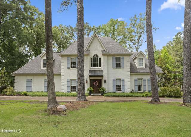 Property at 400 W Wycombe Pl, Flowood, MS 39232, 4 beds, 4.5 baths