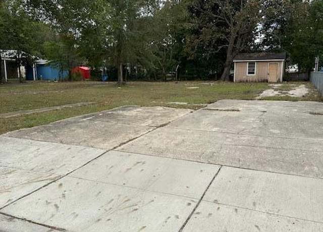 Property at 263 Laurel Ct, Biloxi, MS 39530